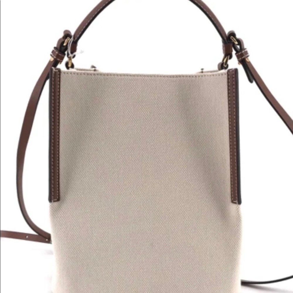 Burberry Logo Graphic Peggy - Picture 3 of 6